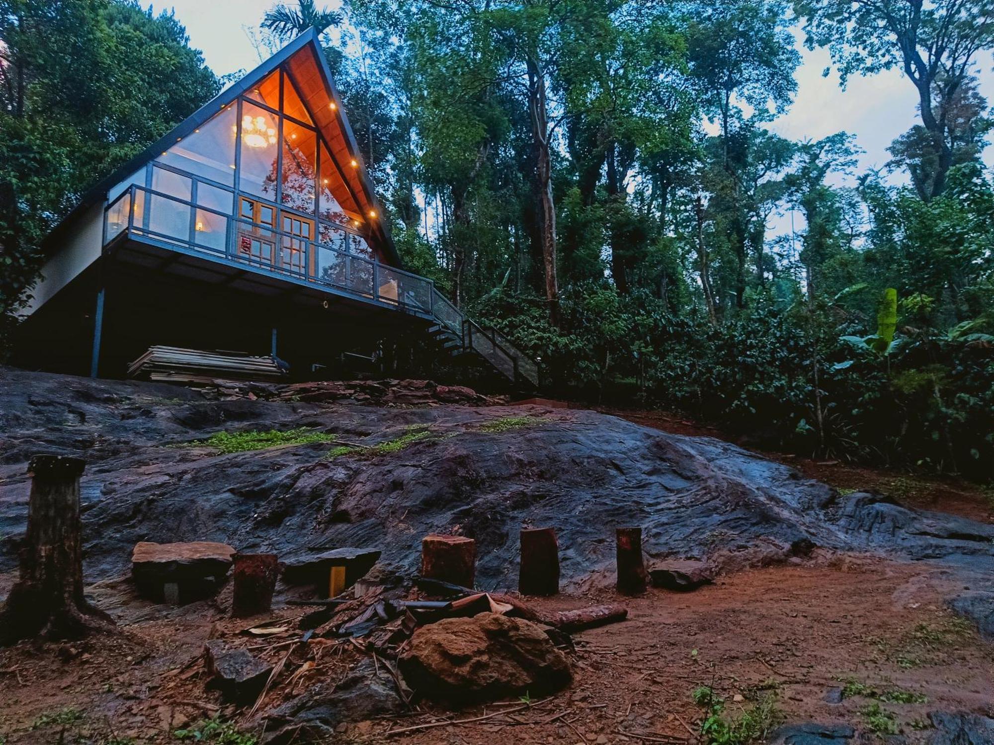 Villa Whiskeywoods Madikeri Esterno foto